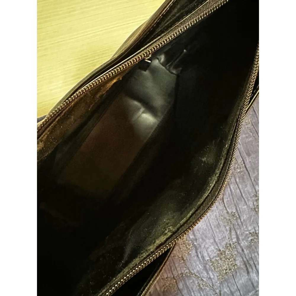 Gucci Black Padded Satin & Patent Leather Shoulder Bag - Picture 12 of 14